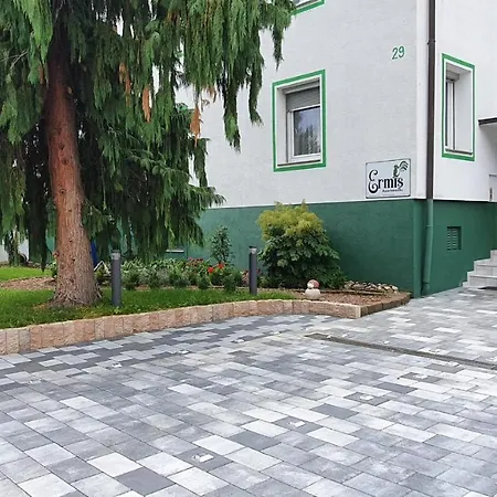Apartment Ermis *