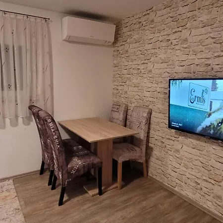 Apartmán Ermis *